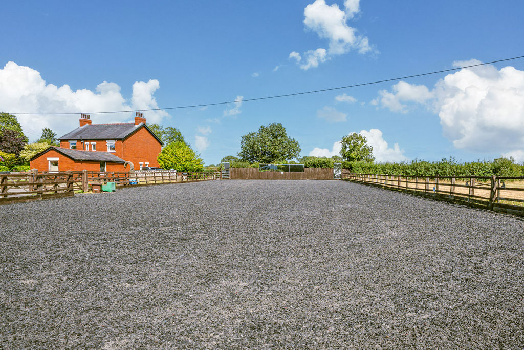 Leyland Lane